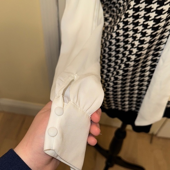 Adrianna Papell Black and White Houndstooth Blouse - Picture 6 of 16